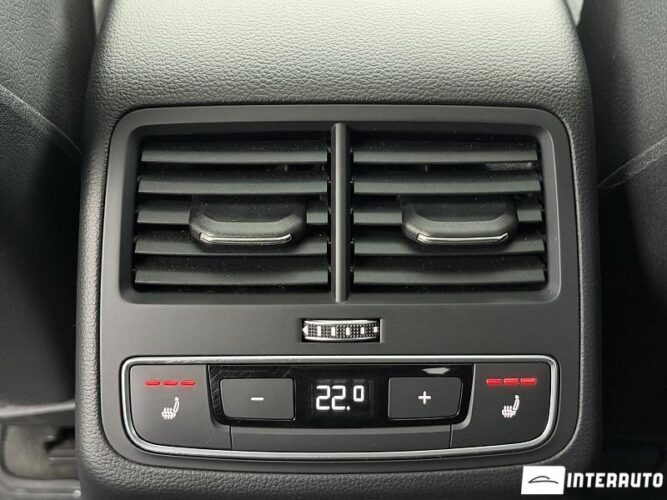 Audi A4 51 interauto-car