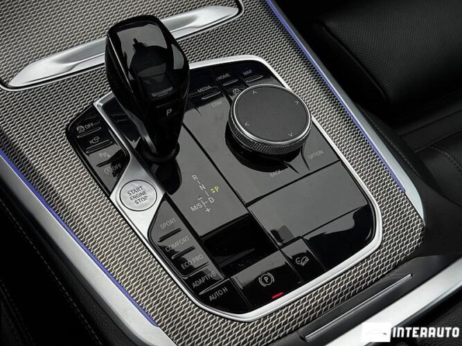 BMW X5 3.0D 47 interauto-car