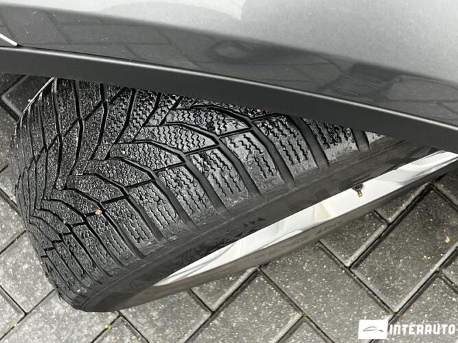 BMW X1 1.8D 43 interauto-car