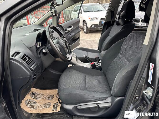 Toyota Auris 36 interauto-car