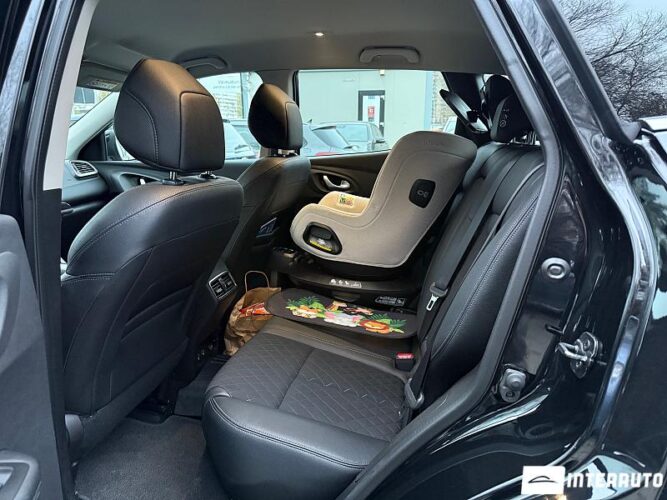Renault Kadjar 37 interauto-car