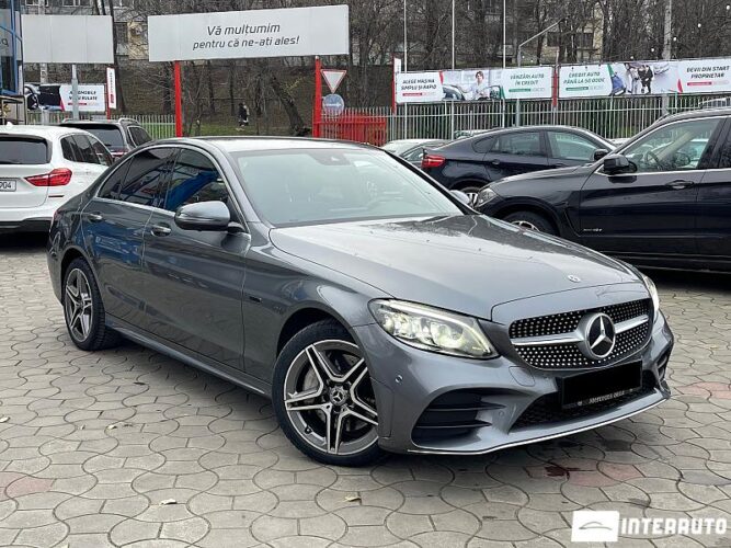 Mercedes C 300e 37 interauto-car