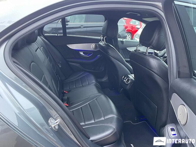 Mercedes C 300e 54 interauto-car