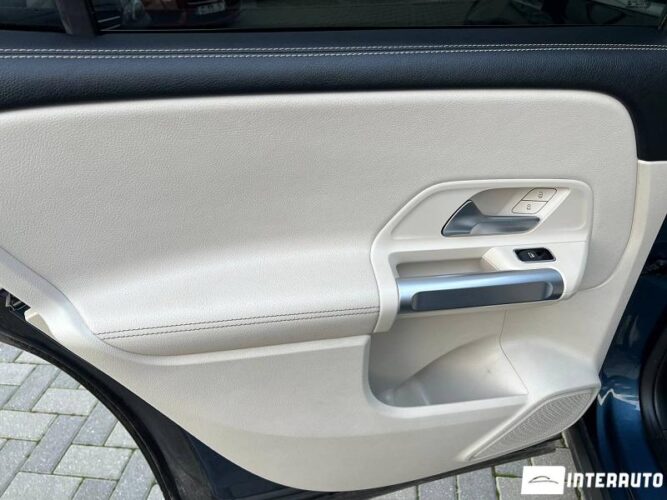 Mercedes GLB 250 52 interauto-car