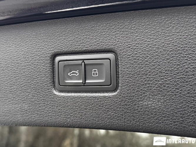 Audi Q7 64 interauto-car