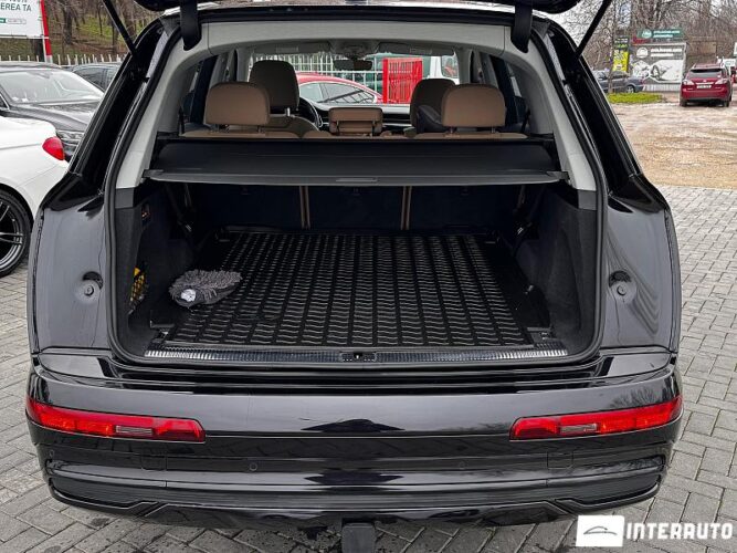 Audi Q7 65 interauto-car