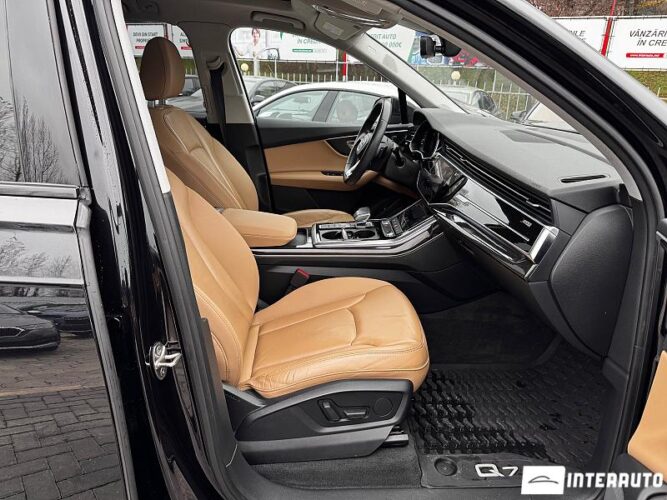 Audi Q7 60 interauto-car