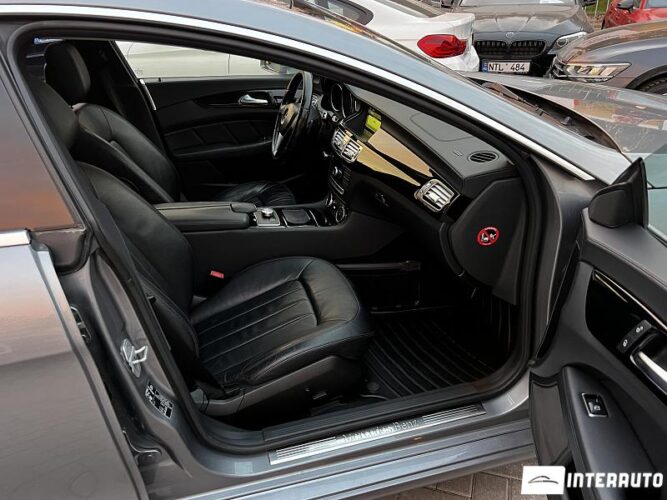 Mercedes CLS 350 38 interauto-car