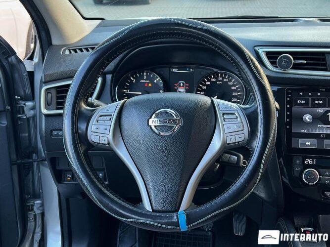 Nissan Qashqai 40 interauto-car