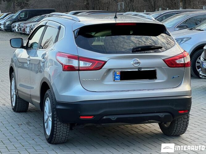 Nissan Qashqai 34 interauto-car
