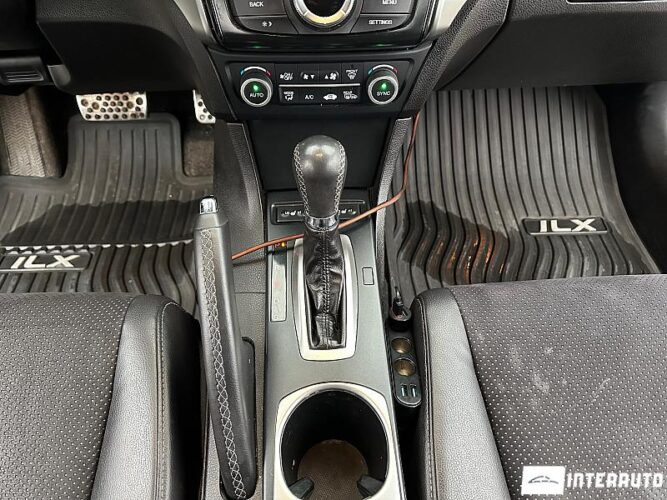 Acura ILX 46 interauto-car