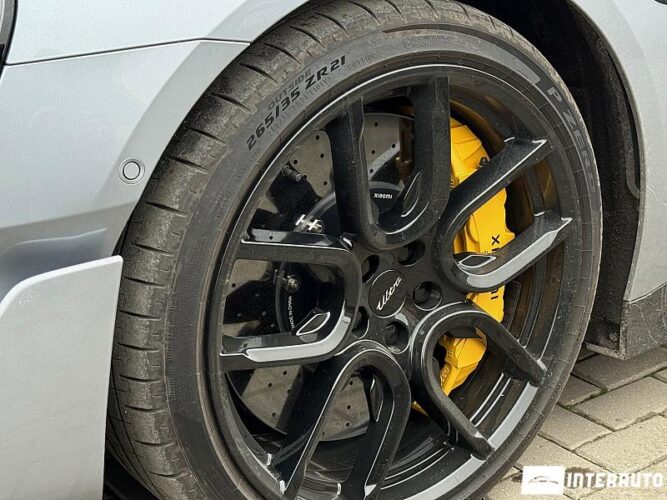 Xiaomi SU7 Ultra 41 interauto-car