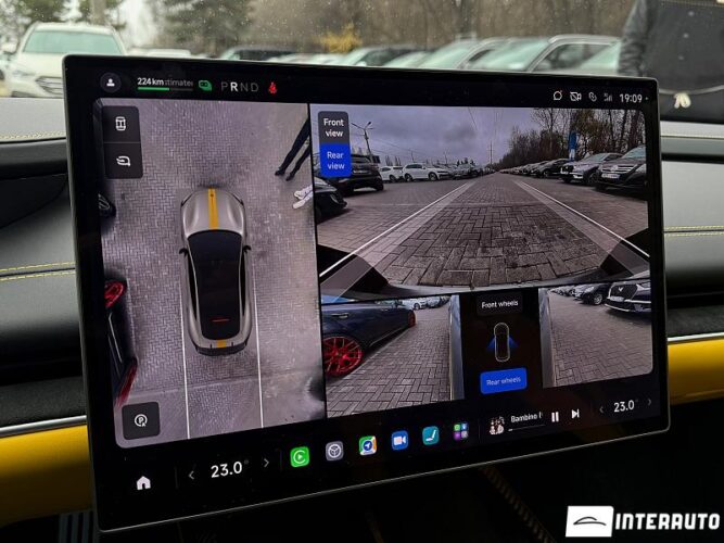 Xiaomi SU7 Ultra 53 interauto-car