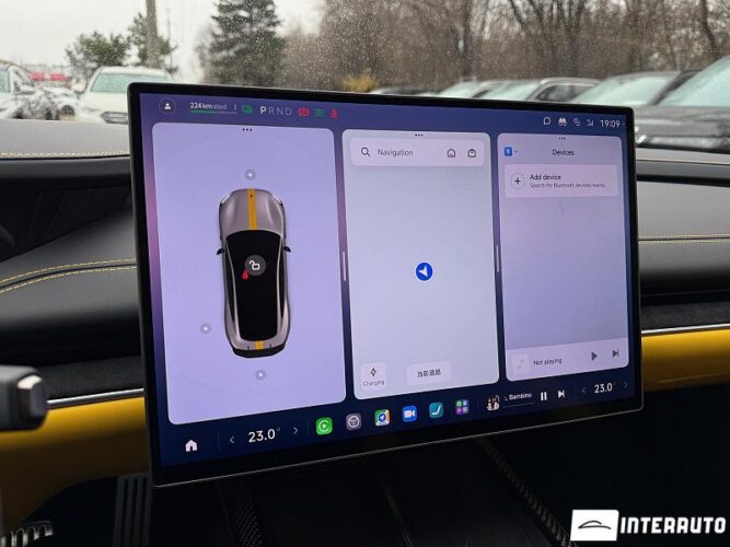 Xiaomi SU7 Ultra 51 interauto-car