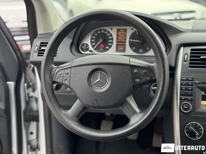 Mercedes B 180 36 interauto-car