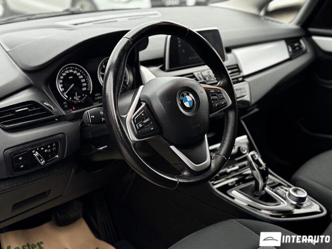 BMW 216d 40 interauto-car