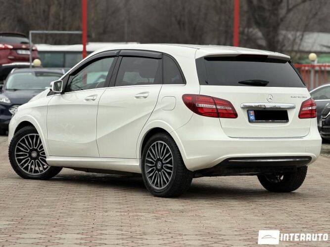 Mercedes B 250E 31 interauto-car