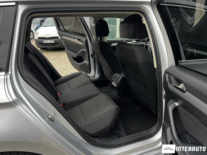 Volkswagen Passat 44 interauto-car