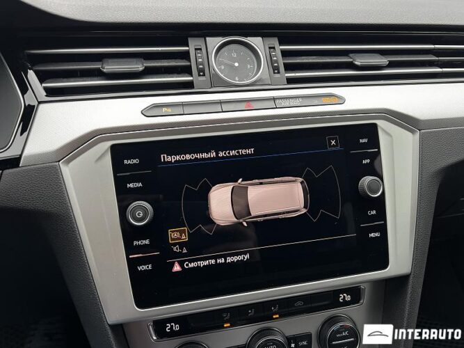 Volkswagen Passat 38 interauto-car