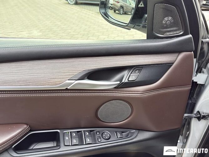 BMW X5 4.0D 43 interauto-car