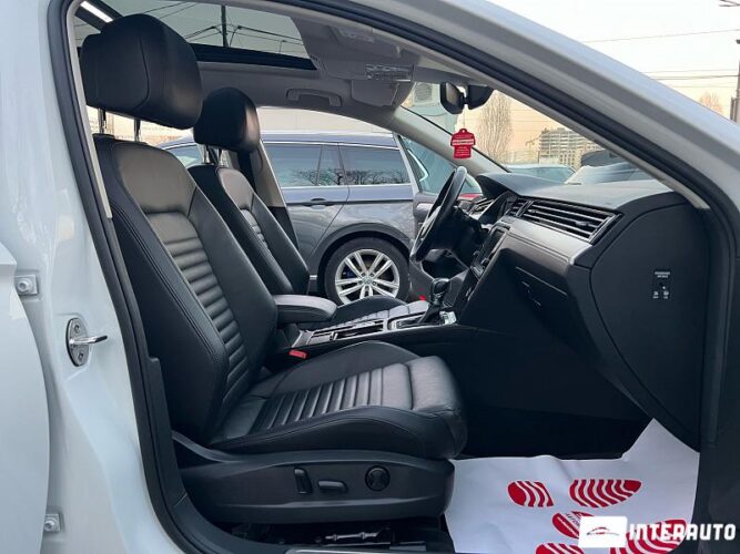 Volkswagen Passat GTE 55 interauto-car