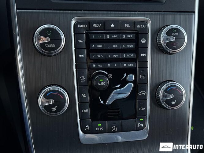 Volvo S 60 43 interauto-car