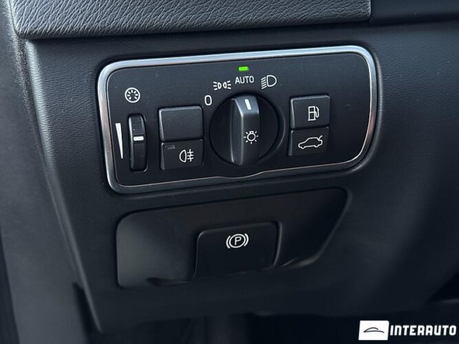 Volvo S 60 51 interauto-car