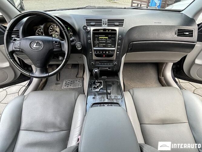 Lexus GS 300 39 interauto-car