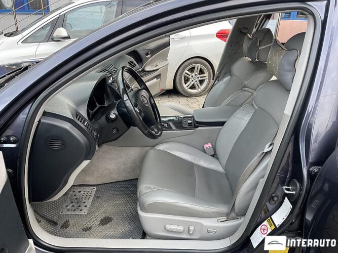 Lexus GS 300 38 interauto-car