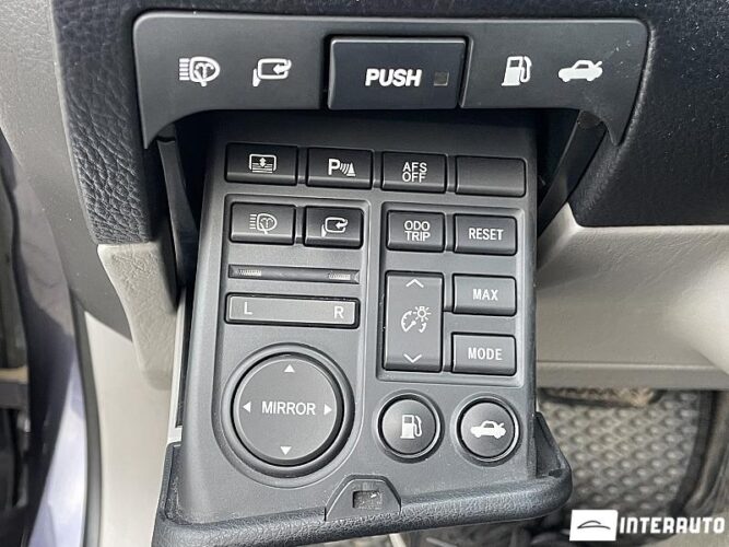 Lexus GS 300 40 interauto-car