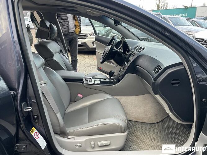 Lexus GS 300 50 interauto-car
