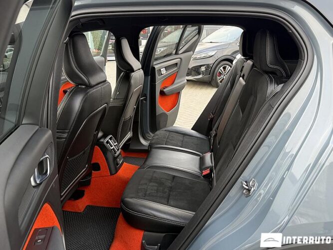 Volvo XC 40 50 interauto-car