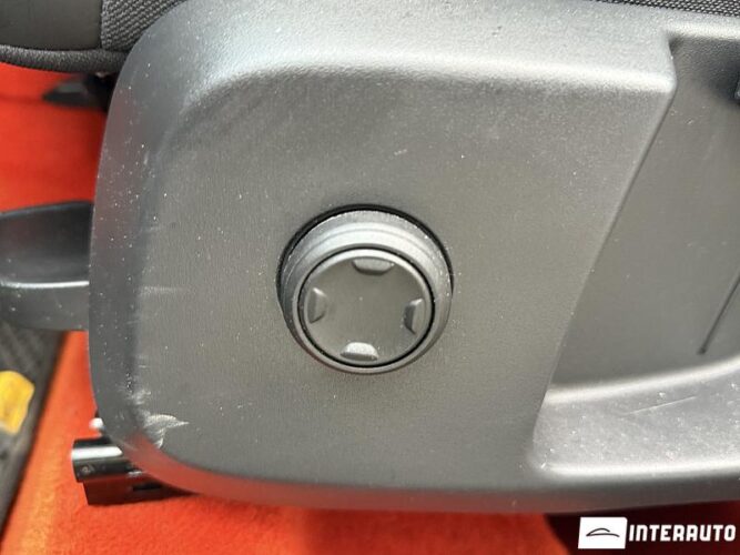 Volvo XC 40 57 interauto-car