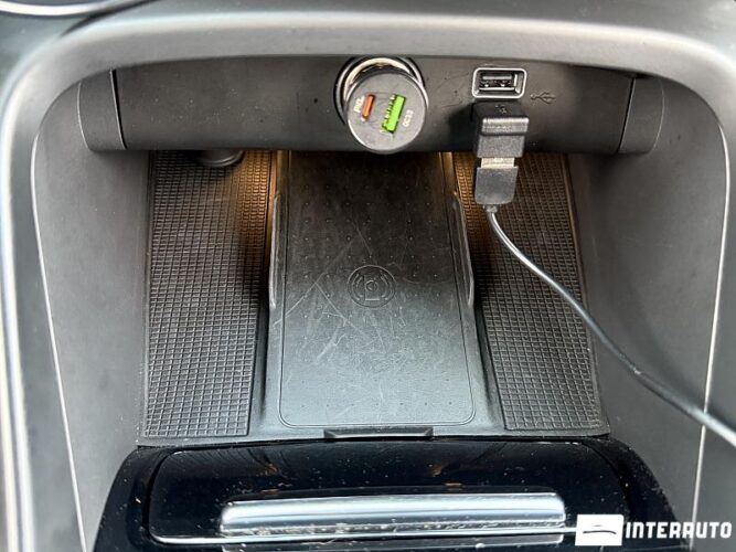 Volvo XC 40 48 interauto-car