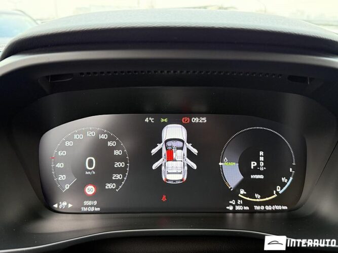 Volvo XC 40 43 interauto-car