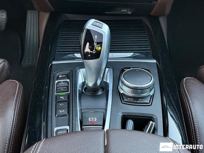 BMW X5 4.0e 47 interauto-car