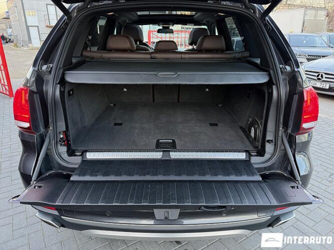 BMW X5 4.0e 52 interauto-car