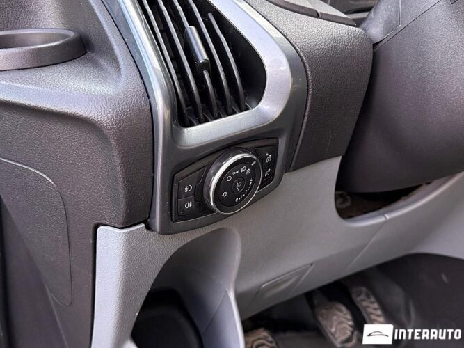 Ford Transit 33 interauto-car