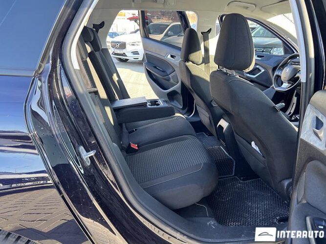 Peugeot 308 42 interauto-car