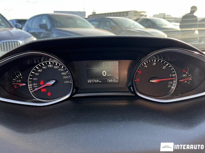 Peugeot 308 37 interauto-car