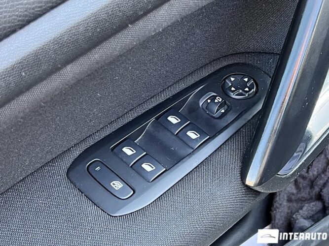 Peugeot 308 45 interauto-car