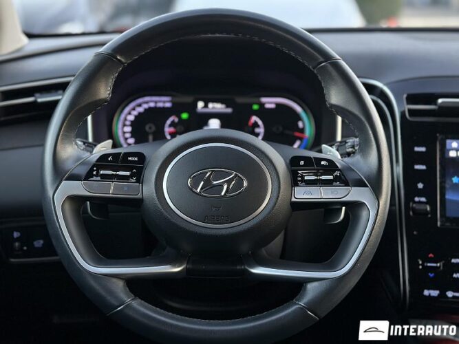 Hyundai Tucson 37 interauto-car