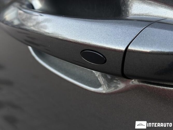 Hyundai Tucson 33 interauto-car