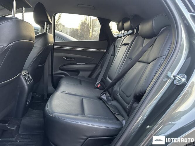 Hyundai Tucson 44 interauto-car