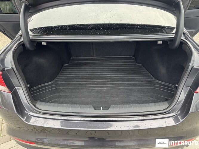 Kia Optima 48 interauto-car