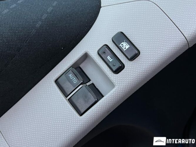 Toyota Yaris 35 interauto-car