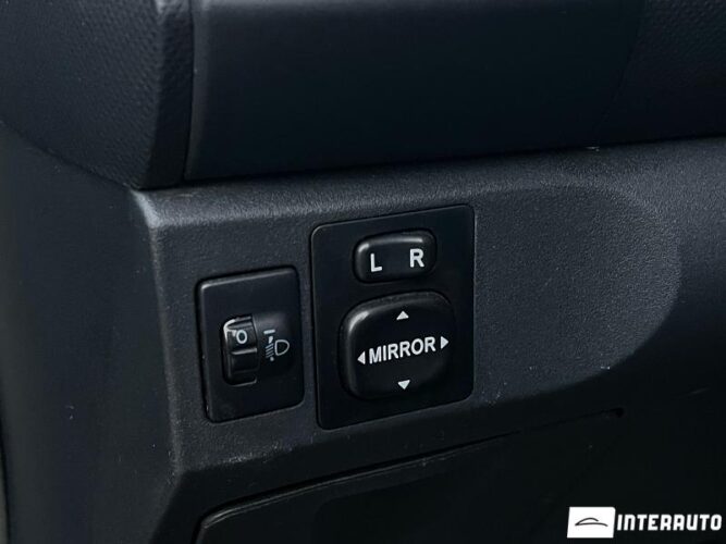 Toyota Yaris 38 interauto-car