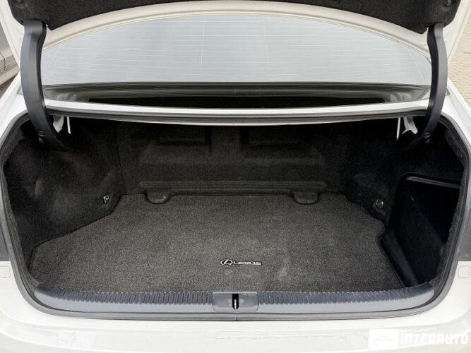 Lexus ES 300h 49 interauto-car