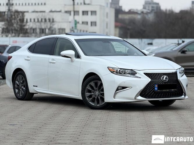 Lexus ES 300h 34 interauto-car