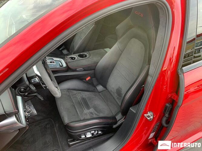 Porsche Panamera GTS 33 interauto-car